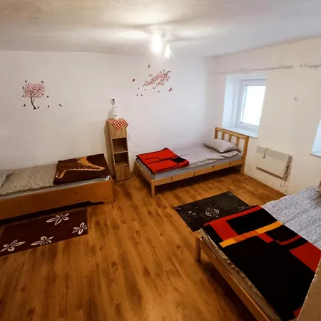 Sigma House Hostal *