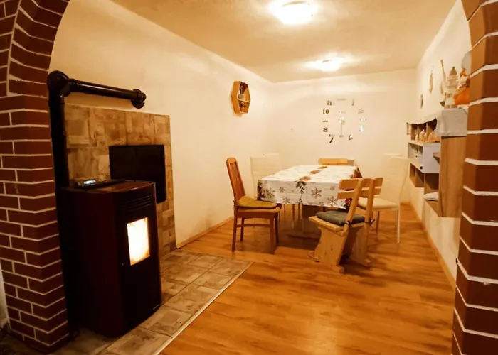 Sigma House אכסניה *